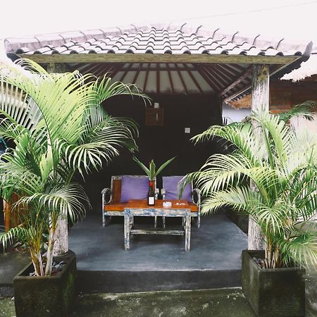 Готель Swan House Canggu Екстер'єр фото