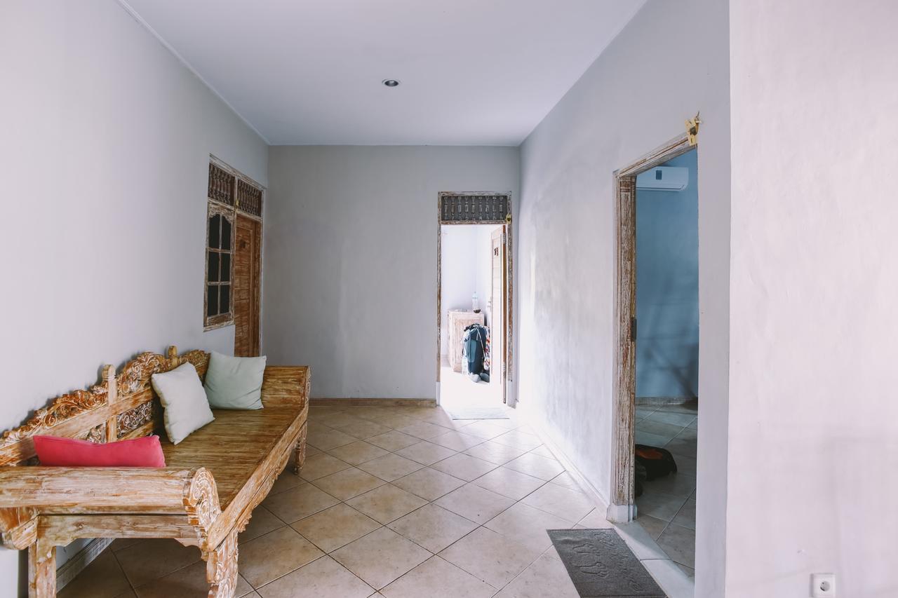 Готель Swan House Canggu Екстер'єр фото
