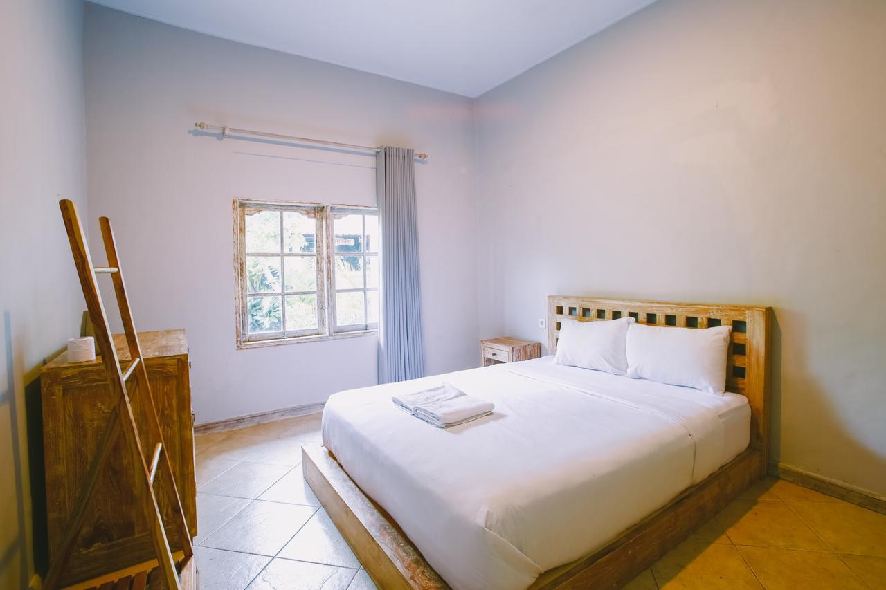 Готель Swan House Canggu Екстер'єр фото