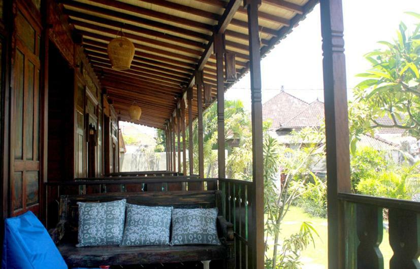 Готель Swan House Canggu Екстер'єр фото
